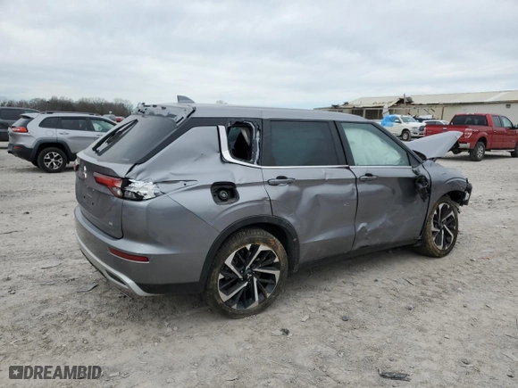 2023 Mitsubishi Outlander SE with VIN JA4J4UA83PZ033286, listed as a Copart auction lot 48470155 with 48,552 mi miles and Salvage Title. Bid and sale history available at carsss.com. Image 3.