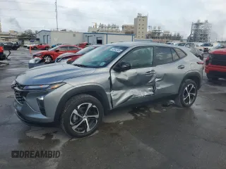 2024 Chevrolet Trax 1RS with VIN KL77LGE22RC214795, listed as a Copart auction lot 48342805 with 27,331 mi miles and Salvage Title. Bid and sale history available at carsss.com. Image 1.