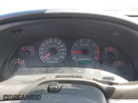 2000 Ford Mustang with VIN 1FAFP4041YF220522, listed as a IAAI auction lot 42090499 with 190,182 mi miles. Bid and sale history available at carsss.com. Image 7.