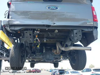 2022 Ford F-150 XL z VIN 1FTEX1EP3NKE22465, wystawiony jako IAAI lot #42179153 z przebiegiem 26 500 mil mil oraz . Historia ofert i sprzedaży dostępna na DreamBid. Obrazek 18.