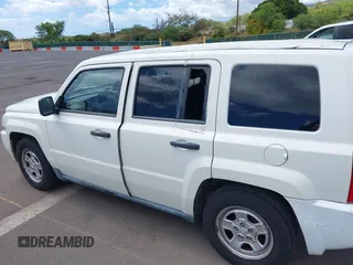 2008 Jeep Patriot Sport with VIN 1J8FT28038D647491, listed as a IAAI auction lot 42279472 with 164,527 mi miles and . Bid and sale history available at DreamBid. Image 6.