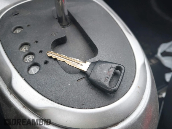 1997 Acura Integra LS z VIN JH4DC4354VS001671, wystawiony jako IAAI lot #42033394 z przebiegiem 86 590 mil mil oraz . Historia ofert i sprzedaży dostępna na DreamBid. Obrazek 11.