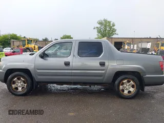 2009 Honda Ridgeline RT with VIN 5FPYK162X9B100513, listed as a IAAI auction lot 42683432 with 204,260 mi miles and . Bid and sale history available at DreamBid. Image 14.