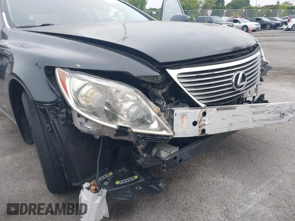 2007 Lexus LS 460 with VIN JTHBL46FX75019041, listed as a IAAI auction lot 42471322 with Not provided miles and . Bid and sale history available at DreamBid. Image 6.