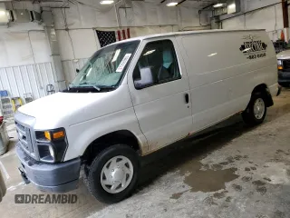 2013 Ford Econoline Cargo Commercial z VIN 1FTNE1EWXDDA97815, wystawiony jako Copart lot #57268985 z przebiegiem 120 609 mil mil oraz Nie do naprawy • Non repairable. Historia ofert i sprzedaży dostępna na DreamBid. Obrazek 1.