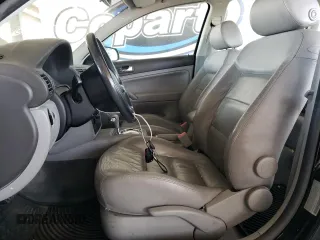 2003 Volkswagen Passat GLS z VIN WVWPD63BX3P200060, wystawiony jako Copart lot #60908225 z przebiegiem 112 950 mil mil oraz Czysty tytuł • Clean title. Historia ofert i sprzedaży dostępna na DreamBid. Obrazek 7.