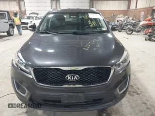 2016 Kia Sorento LX with VIN 5XYPGDA39GG170291, listed as a IAAI auction lot 42045883 with 136,848 mi miles. Bid and sale history available at carsss.com. Image 12.