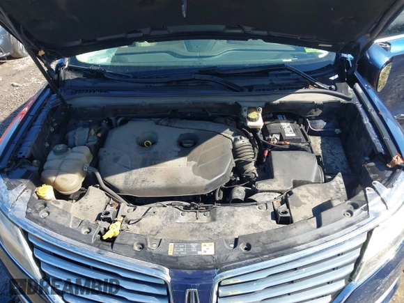 2015 Lincoln MKC with VIN 5LMTJ2AH2FUJ12531, listed as a IAAI auction lot 41639903 with 112,835 mi miles. Bid and sale history available at carsss.com. Image 10.