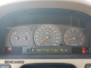 2000 Volvo V70 z VIN YV1LW61J1Y2714297, wystawiony jako Copart lot #60986905 z przebiegiem 110 891 mil mil oraz Szkoda całkowita • Salvage title. Historia ofert i sprzedaży dostępna na DreamBid. Obrazek 9.