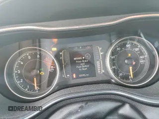 2020 Jeep Cherokee Lux z VIN 1C4PJLLX5LD645620, wystawiony jako Copart lot #73862114 z przebiegiem 45 995 mil mil oraz Nie do naprawy • Non repairable. Historia ofert i sprzedaży dostępna na DreamBid. Obrazek 9.