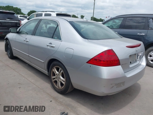 2006 Honda Accord EX-L с VIN 1HGCM56806A024170, выставлен на аукционе IAAI как лот 42482626 с пробегом 157 717 миль миль и . История ставок и продаж доступна на DreamBid. Изображение 3.