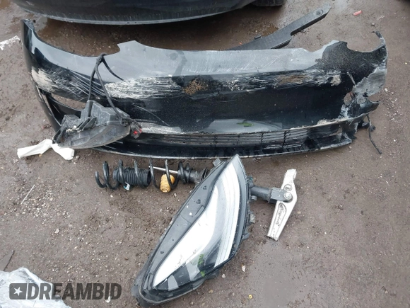 2023 Tesla Model 3 z VIN 5YJ3E1EA1PF512562, wystawiony jako IAAI lot #41719618 z przebiegiem 43 612 mil mil oraz . Historia ofert i sprzedaży dostępna na DreamBid. Obrazek 12.