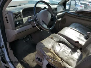 2000 Ford F-250 XL with VIN 1FTNX21FXYEE45263, listed as a Copart auction lot 55044075 with 451,212 mi miles and Salvage title. Bid and sale history available at DreamBid. Image 8.