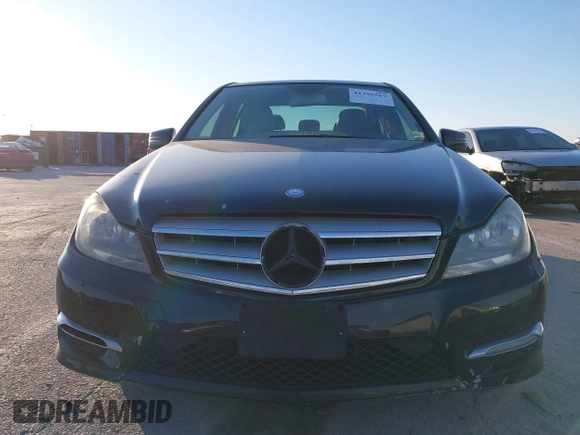 2013 Mercedes-Benz C 300 Sport with VIN WDDGF8AB0DR249949, listed as a IAAI auction lot 41396567 with Not Provided miles and . Bid and sale history available at carsss.com. Image 13.