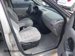 2004 Chevrolet Venture LS z VIN 1GNDX03E14D137362, wystawiony jako IAAI lot #42295602 z przebiegiem 144 617 mil mil oraz . Historia ofert i sprzedaży dostępna na DreamBid. Obrazek 5.