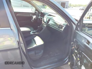 2018 Volkswagen Atlas SE z VIN 1V2DR2CA2JC550354, wystawiony jako IAAI lot #42481731 z przebiegiem 119 914 mil mil oraz . Historia ofert i sprzedaży dostępna na DreamBid. Obrazek 5.