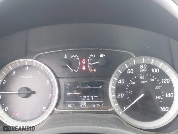 2013 Nissan Sentra SV with VIN 3N1AB7APXDL709677, listed as a IAAI auction lot 41872070 with 76,741 mi miles. Bid and sale history available at carsss.com. Image 7.