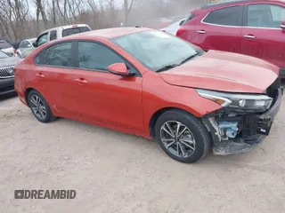 2024 Kia Forte LX with VIN 3KPF24AD9RE730734, listed as a IAAI auction lot 41699841 with 17,600 mi miles. Bid and sale history available at carsss.com. Image 1.