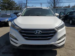 2016 Hyundai Tucson SE with VIN KM8J3CA40GU077254, listed as a Copart auction lot 47868905 with 141,339 mi miles and Salvage Title. Bid and sale history available at carsss.com. Image 5.