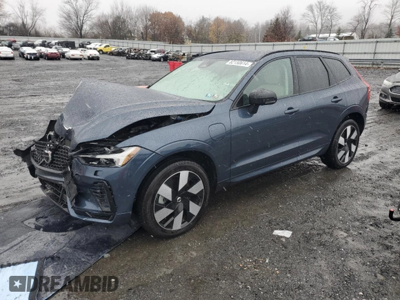 2024 Volvo XC60 Recharge Plug-In Hybrid Plus Dark Theme with VIN YV4H60DL4R1730276, listed as a Copart auction lot 82150614 with 17,300 mi miles and Salvage Title. Bid and sale history available at carsss.com. Image 1.