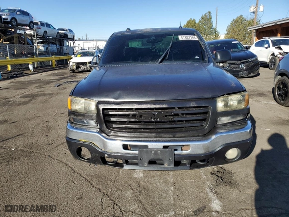 2004 GMC Sierra 1500 SLT with VIN 1GTEK19T44E393660, listed as a Copart auction lot 47987365 with 215,828 mi miles and Clean Title. Bid and sale history available at carsss.com. Image 5.