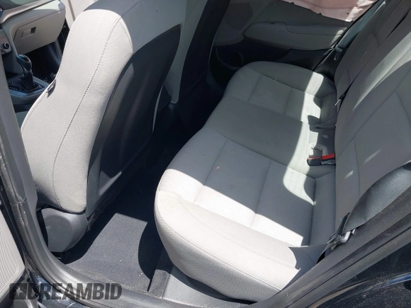 2017 Hyundai Elantra SE with VIN 5NPD74LF0HH133831, listed as a IAAI auction lot 41947010 with 83,784 mi miles and . Bid and sale history available at DreamBid. Image 8.