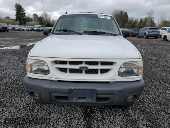 2000 Ford Explorer XLS z VIN 1FMZU72EXYZC48160, wystawiony jako Copart lot #50970935 z przebiegiem 171 432 mil mil oraz Szkoda całkowita • Salvage title. Historia ofert i sprzedaży dostępna na DreamBid. Obrazek 5.