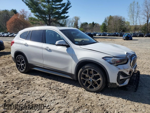 2020 BMW X1 xDrive28i с VIN WBXJG9C0XL5P63962, выставлен на аукционе Copart как лот 54834475 с пробегом 64 401 миль миль и Списание • Salvage title. История ставок и продаж доступна на DreamBid. Изображение 4.