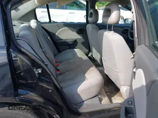 2005 Saturn ION ION 2 z VIN 1G8AJ52F65Z100486, wystawiony jako IAAI lot #42379634 z przebiegiem 106 389 mil mil oraz . Historia ofert i sprzedaży dostępna na DreamBid. Obrazek 8.