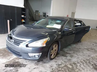 2013 Nissan Altima SL z VIN 1N4BL3AP0DN471979, wystawiony jako IAAI lot #41326964 z przebiegiem 119 939 mil mil oraz . Historia ofert i sprzedaży dostępna na DreamBid. Obrazek 19.