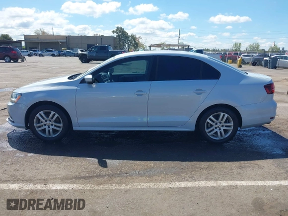 2017 Volkswagen Jetta S с VIN 3VW2B7AJ8HM368998, выставлен на аукционе IAAI как лот 41949413 с пробегом 114 694 миль миль и . История ставок и продаж доступна на DreamBid. Изображение 14.