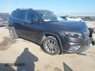 2020 Jeep Cherokee Latitude Plus with VIN 1C4PJLLB1LD623909, listed as a IAAI auction lot 41233277 with 134,889 mi miles. Bid and sale history available at carsss.com. Image 1.