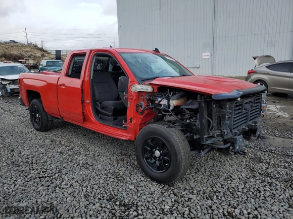 2019 Chevrolet Silverado 1500 LD LT with VIN 2GCVKPEC8K1105694, listed as a Copart auction lot 86184804 with 55,082 mi miles and Salvage Title. Bid and sale history available at carsss.com. Image 4.