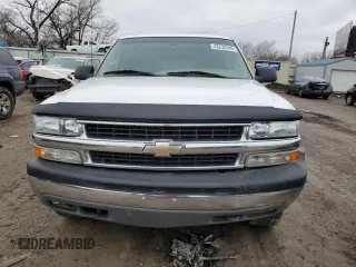 2002 Chevrolet Suburban LT with VIN 3GNFK16Z62G312068, listed as a Copart auction lot 43235345 with 116,149 mi miles and Salvage Title. Bid and sale history available at carsss.com. Image 5.