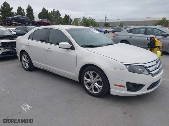 2012 Ford Fusion SE with VIN 3FAHP0HA1CR213951, listed as a IAAI auction lot 42046104 with 163,511 mi miles. Bid and sale history available at carsss.com. Image 1.