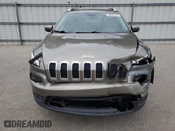 2018 Jeep Cherokee Latitude with VIN 1C4PJMCX9JD570763, listed as a Copart auction lot 58987315 with 131,990 mi miles and Salvage title. Bid and sale history available at DreamBid. Image 5.