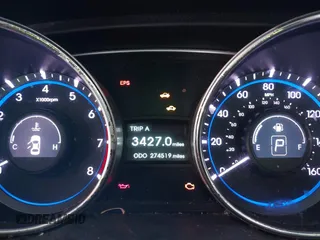 2011 Hyundai Sonata SE with VIN 5NPEC4AC1BH097549, listed as a IAAI auction lot 42028954 with 274,519 mi miles. Bid and sale history available at carsss.com. Image 7.