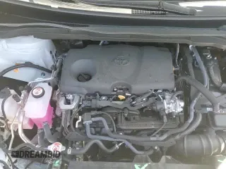 2025 Toyota Sienna XLE with VIN 5TDJRKEC5SS253727, listed as a Copart auction lot 69840265 with 6,595 mi miles and Salvage title. Bid and sale history available at DreamBid. Image 15.