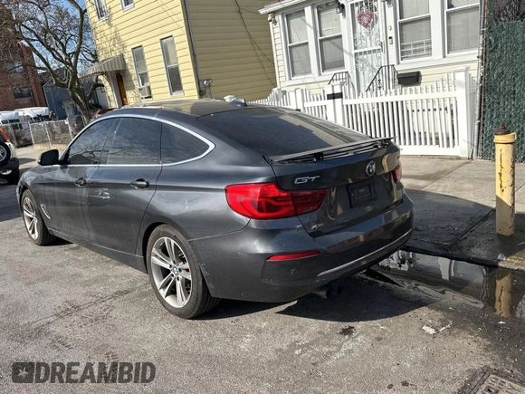 2017 BMW 3 Series 330i xDrive with VIN WBA8Z9C31HG453434, listed as a Copart auction lot 47003845 with 106,853 mi miles and Clean Title. Bid and sale history available at carsss.com. Image 3.