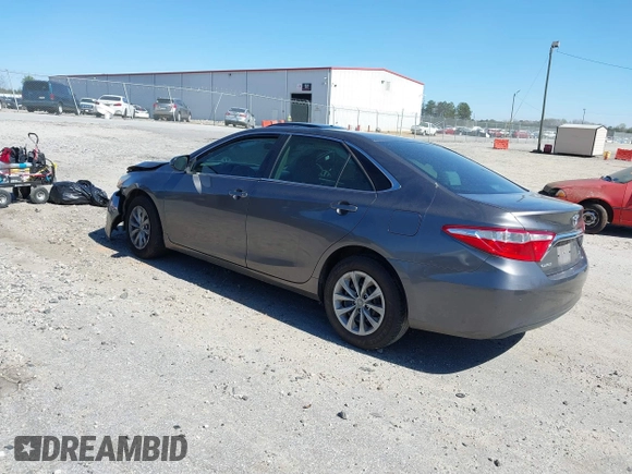 2015 Toyota Camry XLE z VIN 4T1BF1FK5FU092709, wystawiony jako IAAI lot #41859995 z przebiegiem 167 819 mil mil oraz . Historia ofert i sprzedaży dostępna na DreamBid. Obrazek 3.