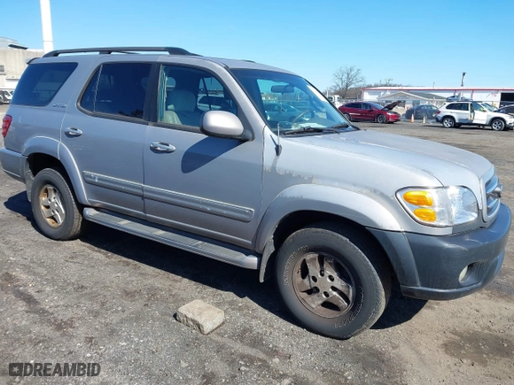2001 Toyota Sequoia Limited with VIN 5TDBT48A21S027820, listed as a IAAI auction lot 41874513 with 237,717 mi miles. Bid and sale history available at carsss.com. Image 1.