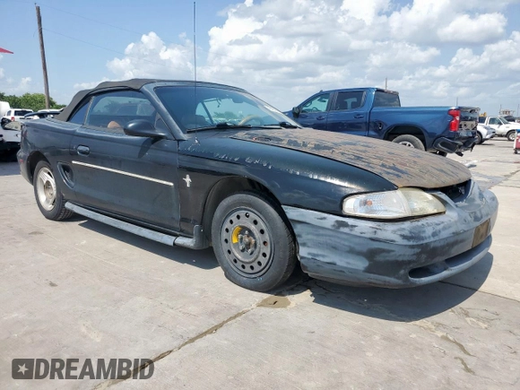 1995 Ford Mustang with VIN 1FALP4443SF210871, listed as a Copart auction lot 61627625 with 132,696 mi miles and Clean title. Bid and sale history available at DreamBid. Image 4.