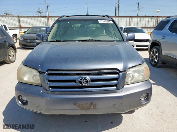 2007 Toyota Highlander w/3rd Row with VIN JTEDP21A870139217, listed as a Copart auction lot 52825875 with 204,333 mi miles and Clean Title. Bid and sale history available at carsss.com. Image 5.