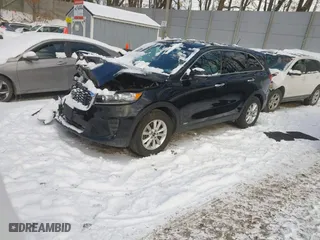 2019 Kia Sorento LX V6 with VIN 5XYPGDA5XKG558947, listed as a IAAI auction lot 41374034 with 47,389 mi miles. Bid and sale history available at carsss.com. Image 18.