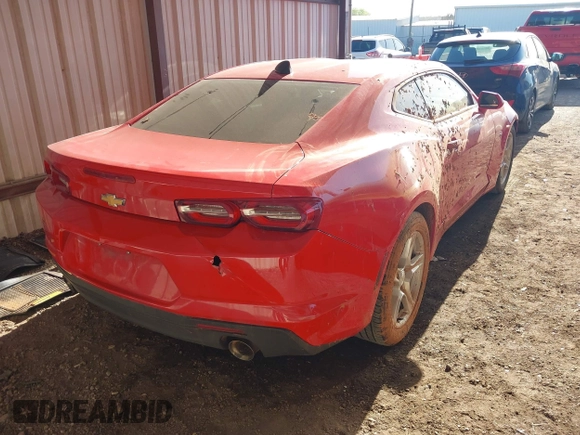 2021 Chevrolet Camaro 1LT с VIN 1G1FB1RS2M0127023, выставлен на аукционе IAAI как лот 41993382 с пробегом 65 121 миль миль и . История ставок и продаж доступна на DreamBid. Изображение 4.