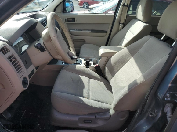 2011 Ford Escape XLT with VIN 1FMCU9DG9BKC30250, listed as a Copart auction lot 48976005 with 40,671 mi miles and Salvage Title. Bid and sale history available at carsss.com. Image 7.