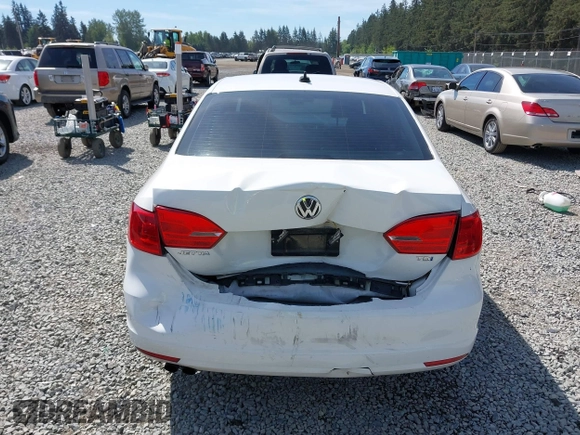 2013 Volkswagen Jetta TDI w/Premium с VIN 3VWLL7AJXDM388780, выставлен на аукционе IAAI как лот 42167972 с пробегом 189 950 миль миль и . История ставок и продаж доступна на DreamBid. Изображение 16.