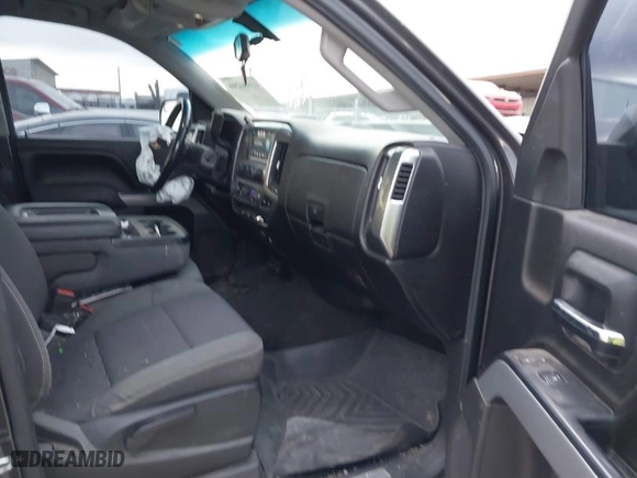 2016 Chevrolet Silverado 1500 LT with VIN 3GCUKREC0GG252047, listed as a IAAI auction lot 41004266 with 170,817 mi miles. Bid and sale history available at carsss.com. Image 5.