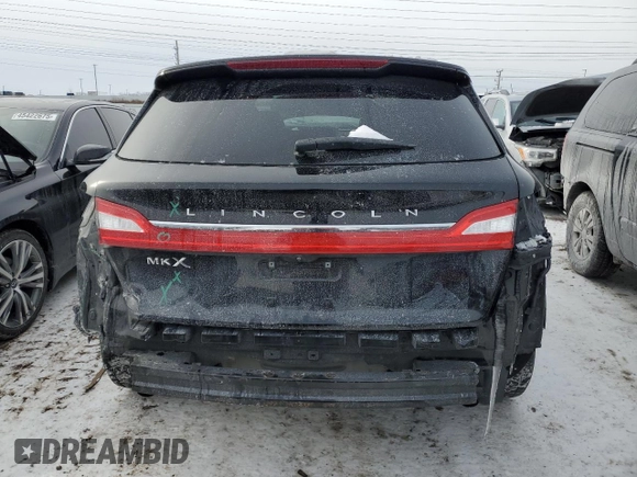 2017 Lincoln MKX Premiere with VIN 2LMPJ6JR3HBL29801, listed as a Copart auction lot 45424665 with 102,117 mi miles and Salvage Title. Bid and sale history available at carsss.com. Image 6.