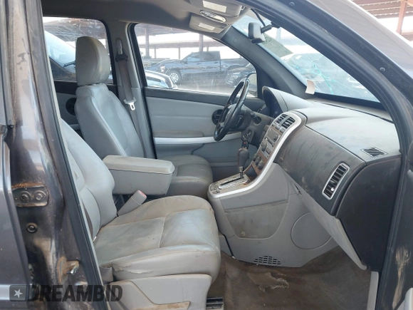 2008 Chevrolet Equinox LT z VIN 2CNDL43F186040599, wystawiony jako IAAI lot #42234388 z przebiegiem 137 892 mil mil oraz . Historia ofert i sprzedaży dostępna na DreamBid. Obrazek 5.